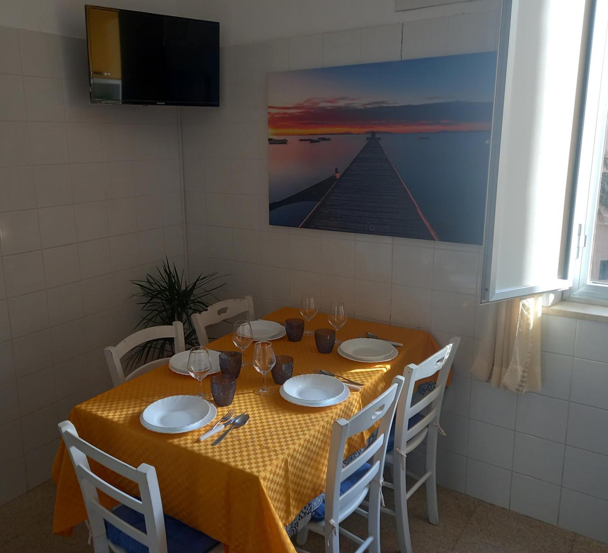Ferienwohnung Casa Del Grillo, In Centro, A 50M Dal Mare Trapani Exterior foto